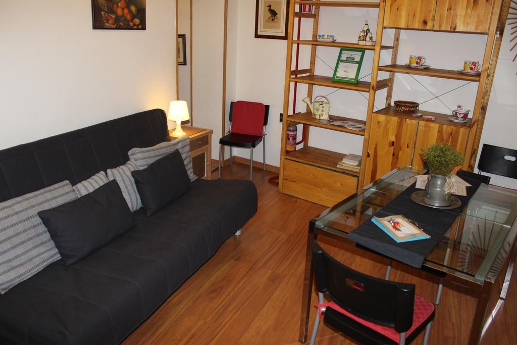 Guide Tour Apartment Naples