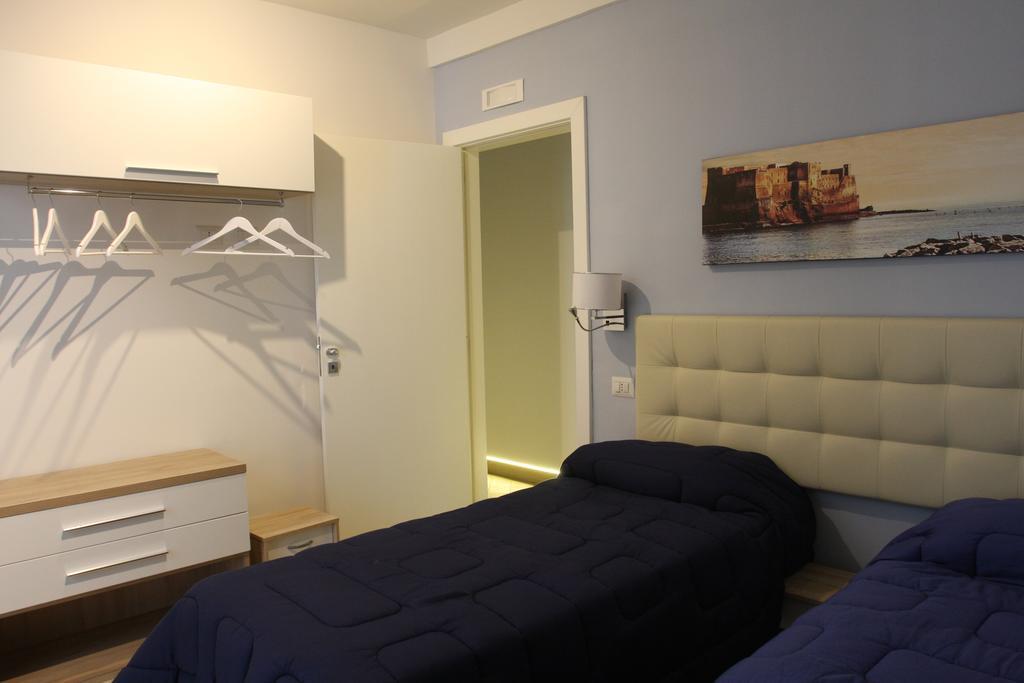 Base Mergellina Bed & Breakfast Naples