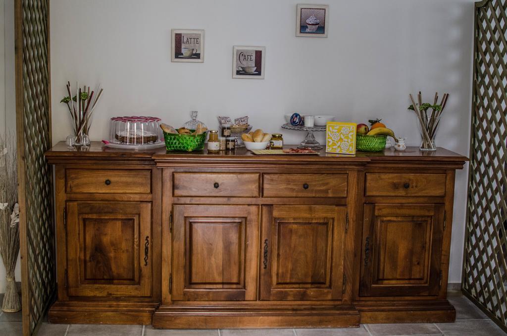 Lady-b Bed & Breakfast 2*