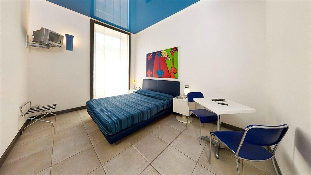Bed & Breakfast Caracciolo 10 Naples