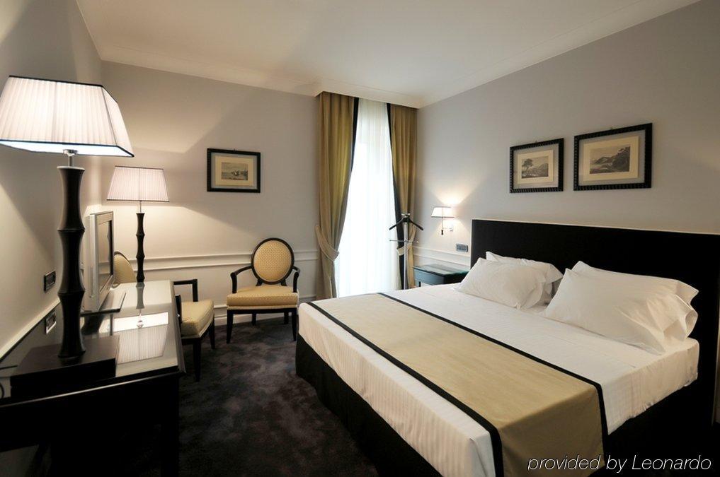 Grand Oriente Hotel Naples