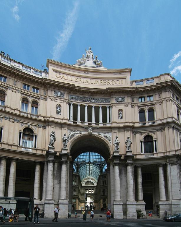 Art Galleria Umberto Naples