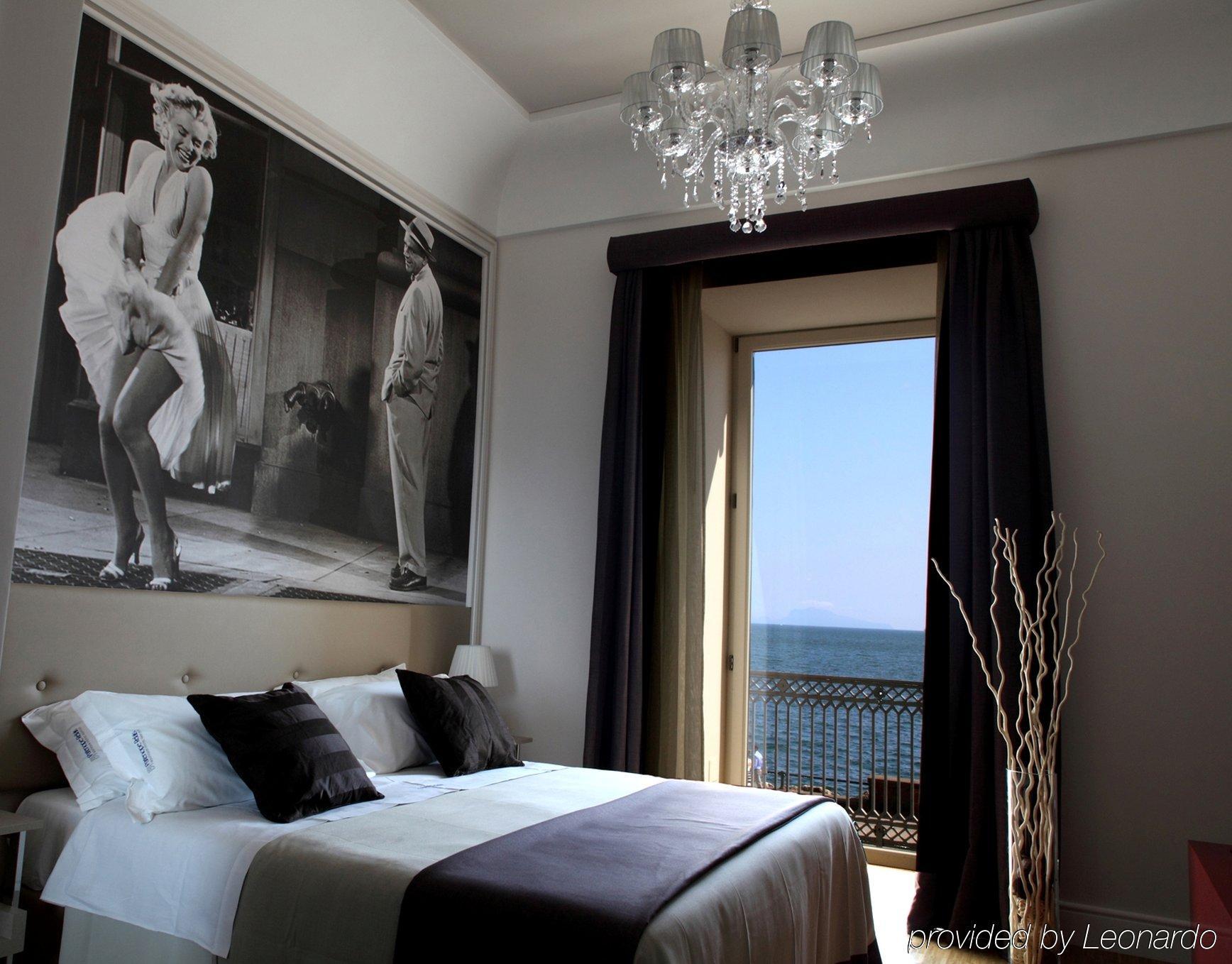Partenope Relais Hotel