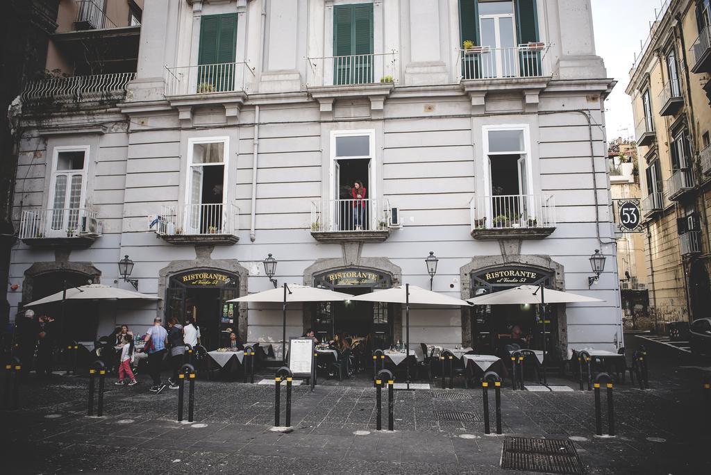 Guest house Le 4 Stagioni Dante's H Centro, By Clapa Group Naples