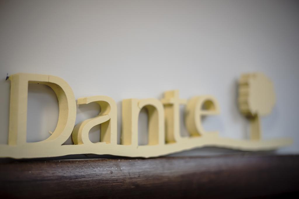 Le 4 Stagioni Dante's H Centro, By Clapa Group Guest house 2*