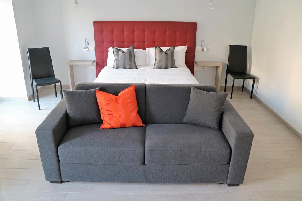 Riviera Luxury Bed & Breakfast