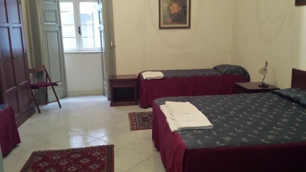 Miseria E Nobilta' Bed & Breakfast Naples