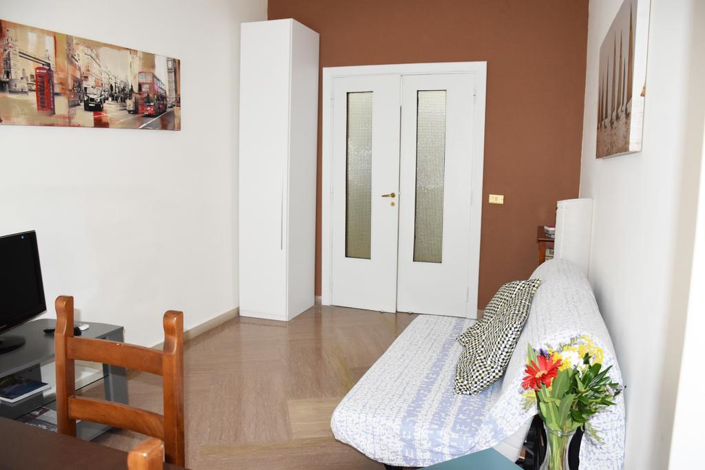 Domus Bracco Apartment