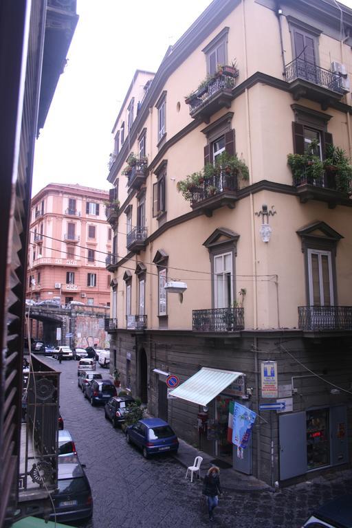 Apartment Accoglienza Al Centro Di Napoli *