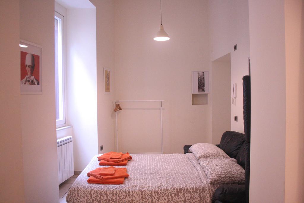 Accoglienza Al Centro Di Napoli Naples