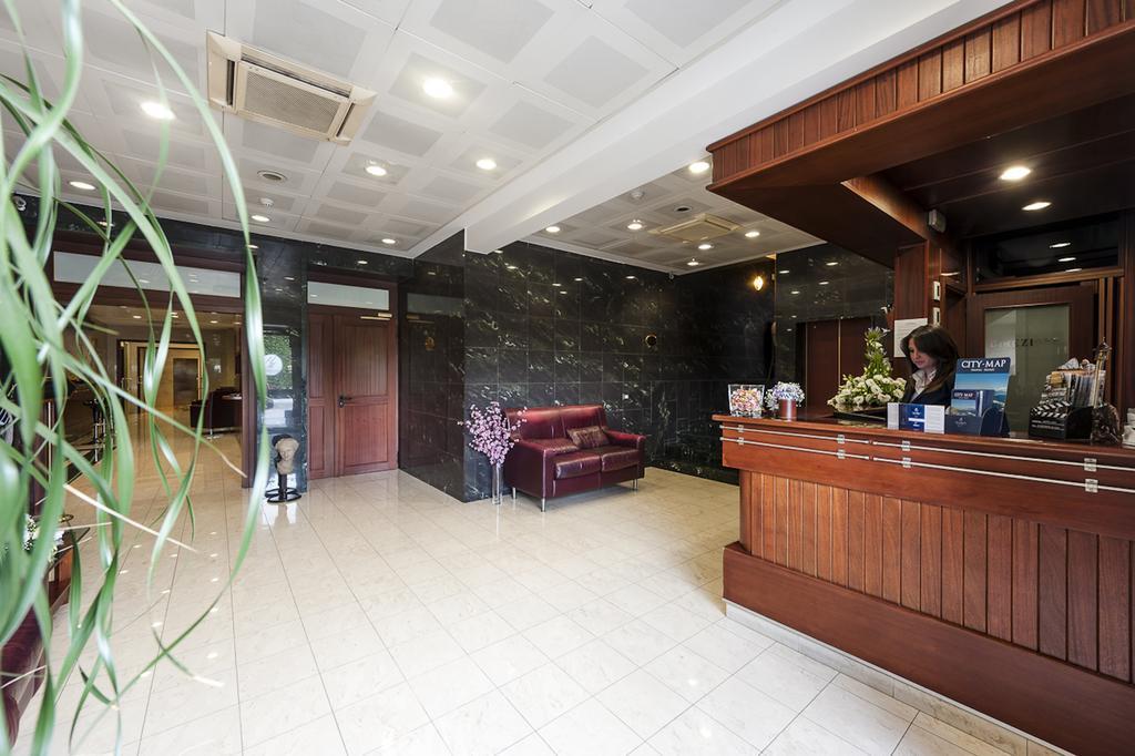 Millennium Gold 4* Naples