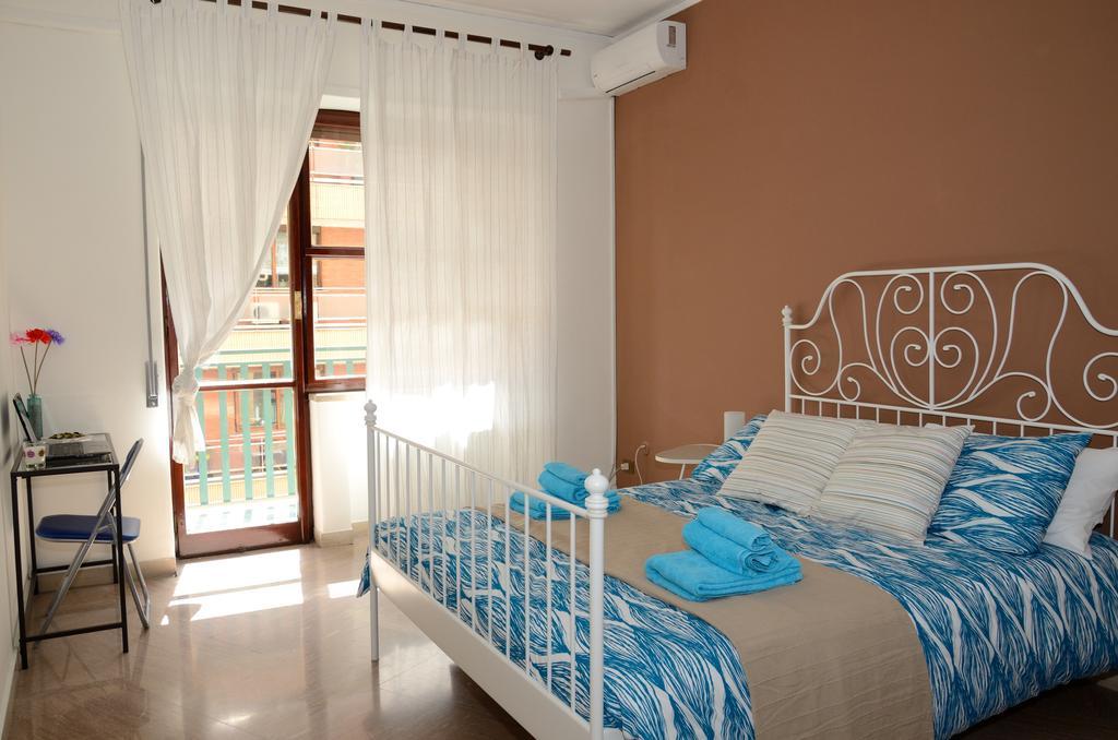Domus Bracco Apartment Naples