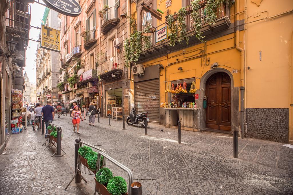 Vico Street Apartment *