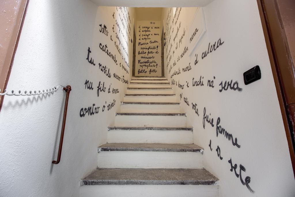 Vico Street Apartment *