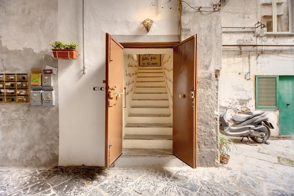 Apartment Vico Street Naples
