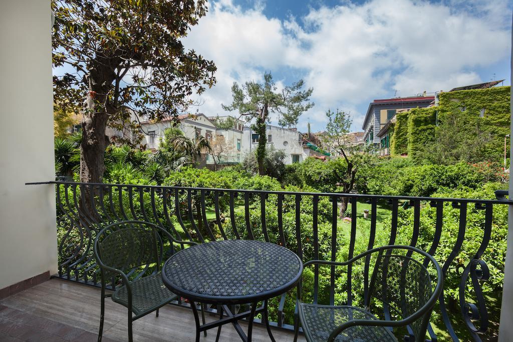 The Bellini House By House In Bed & Breakfast Naples