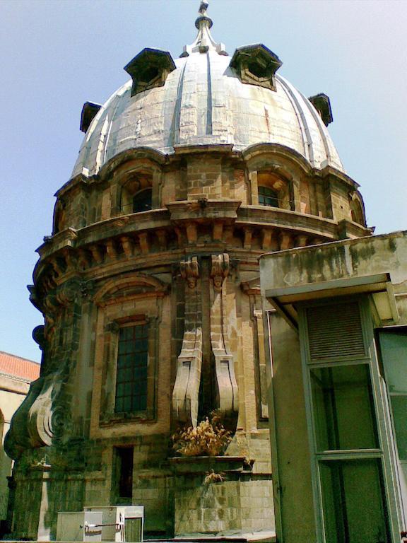 Al Duomo Di Naples