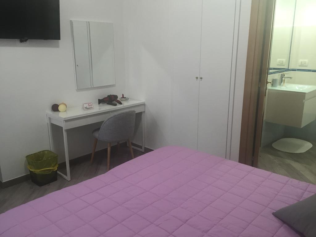 Bed & Breakfast La Bugia Naples