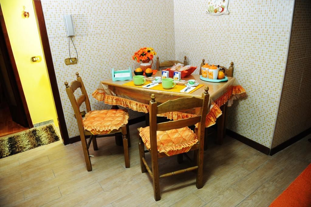 Apartment Orange House Naples