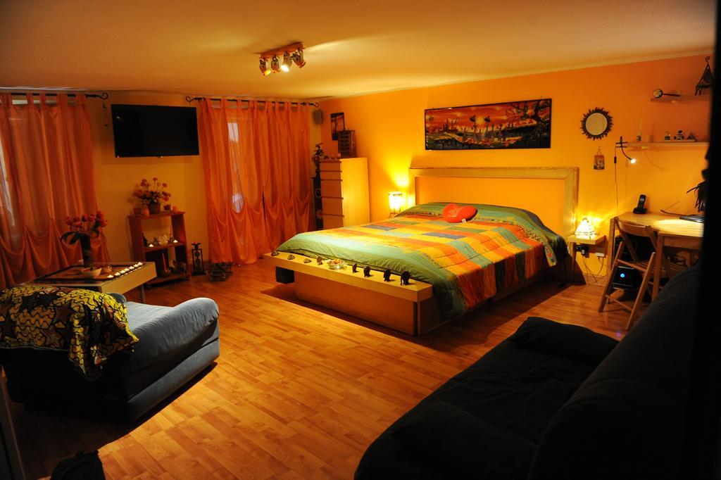 Apartment Orange House Naples