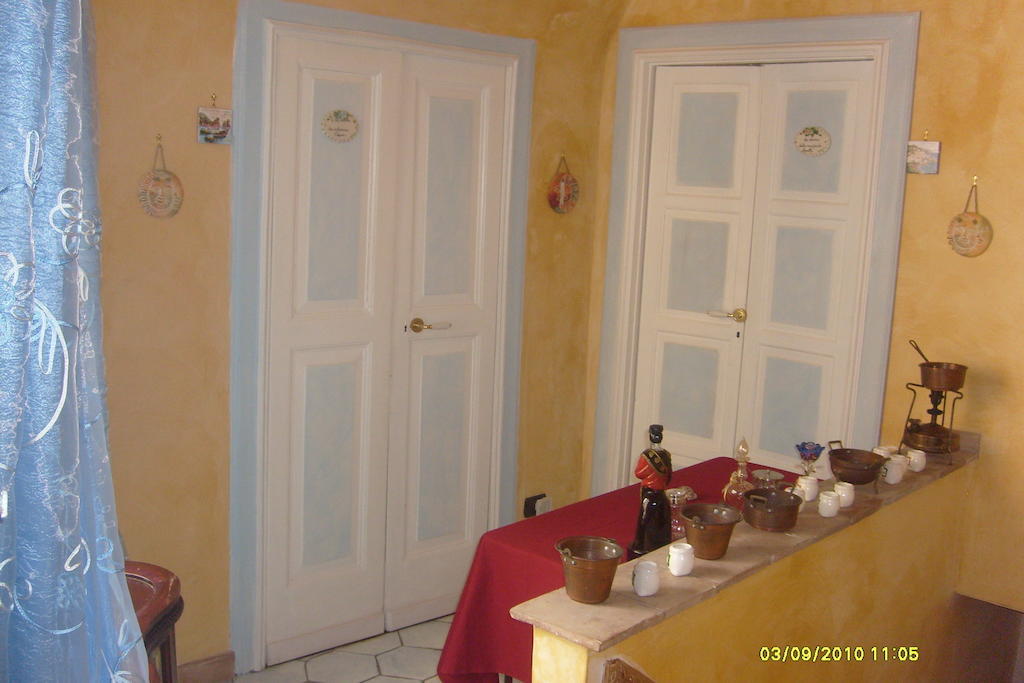 Carolina Plebiscito R. Naples
