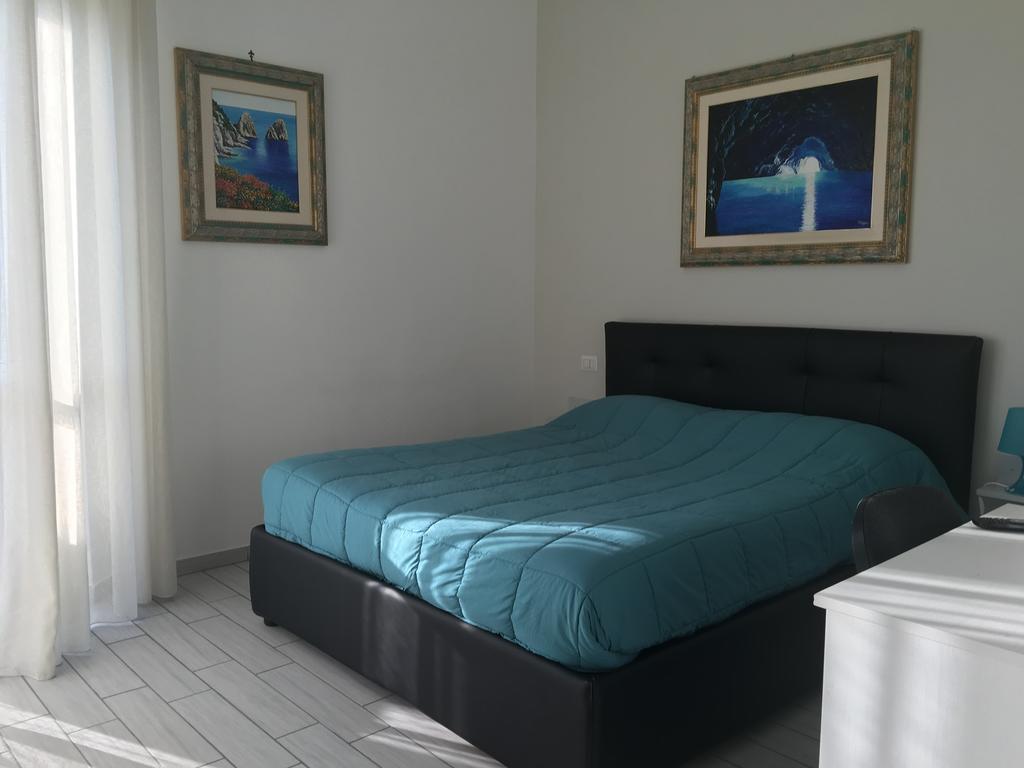 Guest house Floor Rentrooms 3*
