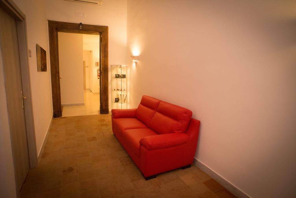 Guest house Milionaria 3*