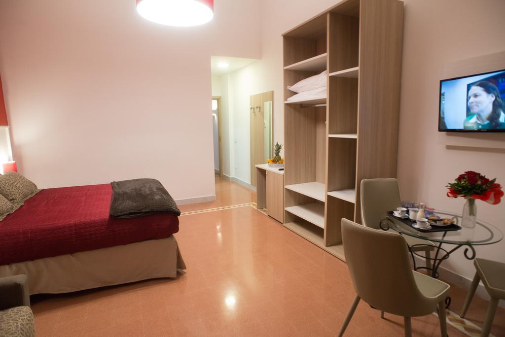 Milionaria Naples