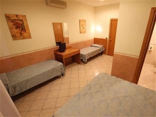 Hotel Zara Naples