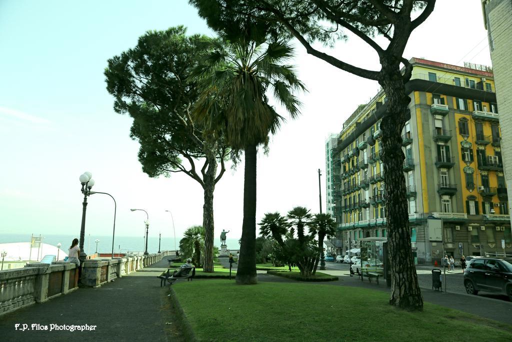 Well - Santa Lucia Naples