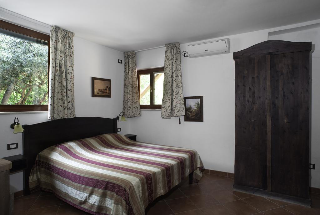 Bed & Breakfast La Nave Naples