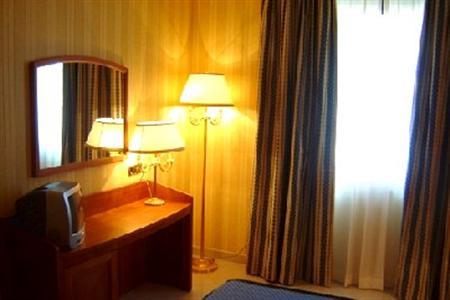 Joyfull 3* Naples