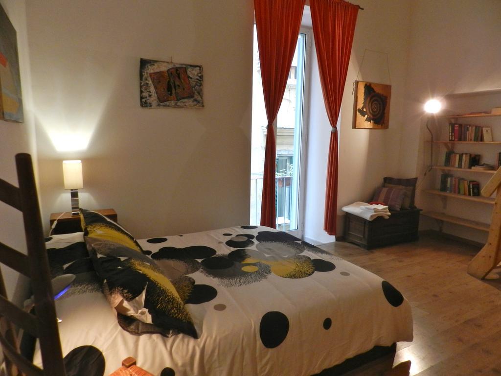 Modern Flat Cavour * Naples
