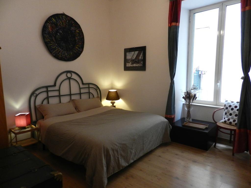 Modern Flat Cavour * Naples