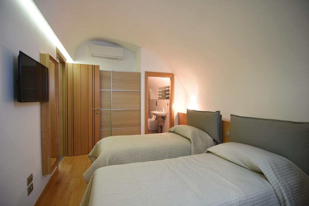Guest house La Strada Parlata Naples
