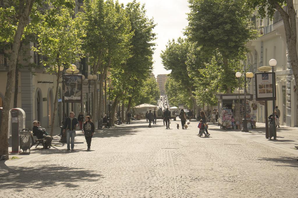 La Civetta Sul Como Naples