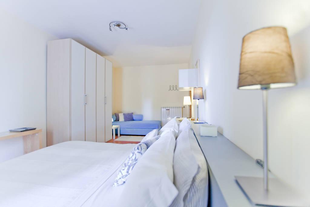 Rent Vesuvio Naples