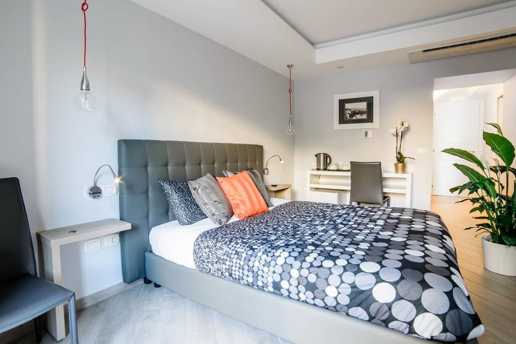 Riviera Luxury Naples