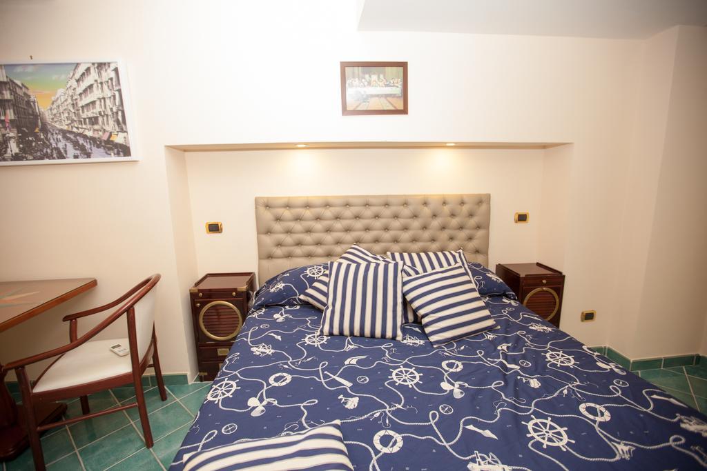 Hotel Ausonia 2*