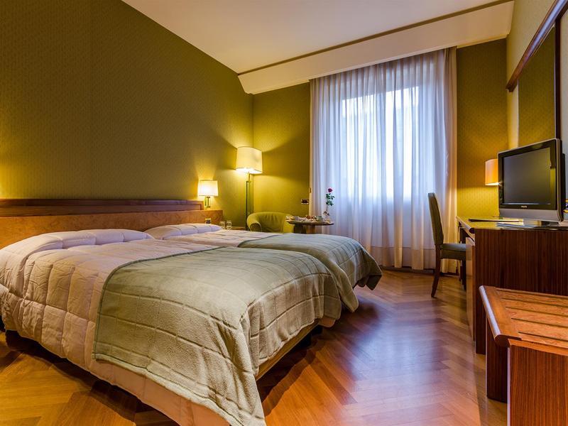 Hotel Exe Majestic 4*