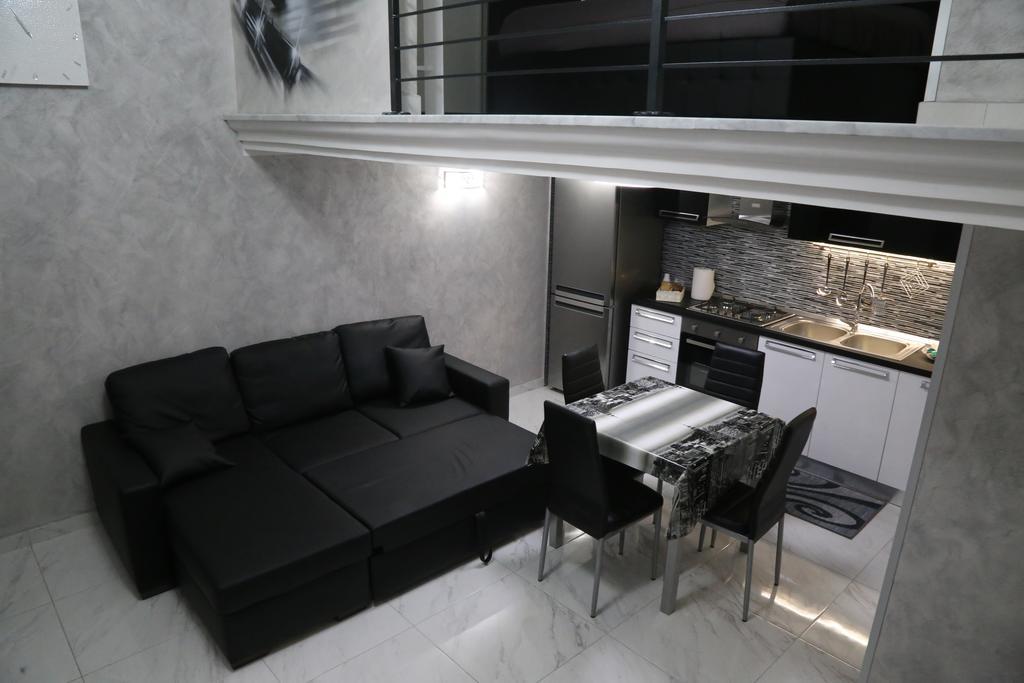Holiday home Sannazzaro 70 *