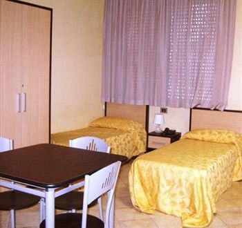 Residenza Partenopea 3*