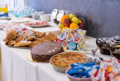 Guest house Napoli's Gold 3*