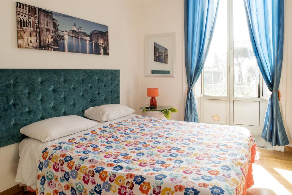 Rotonda Diaz Apartment *