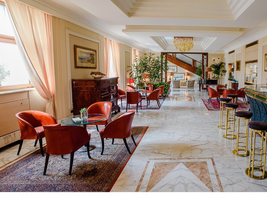 Hotel Grand Vesuvio