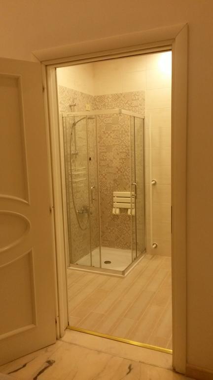 Palazzo Ruffo Di Bagnara Bed & Breakfast Naples