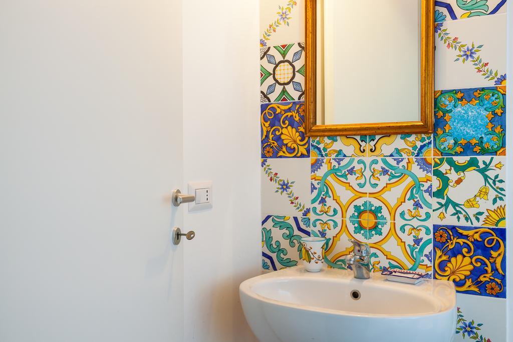 Guest house Don Pedro Vicere Di Toledo In The Center 3*