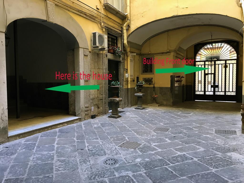 Casa Del Plebiscito * Naples