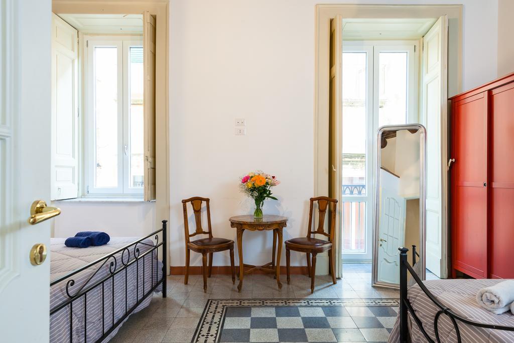 Guest house Don Pedro Vicere Di Toledo In The Center Naples