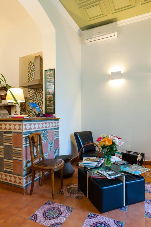 Guest house Don Pedro Vicere Di Toledo In The Center Naples